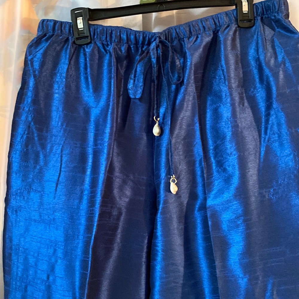 Royal Blue Beauty 👖🥰